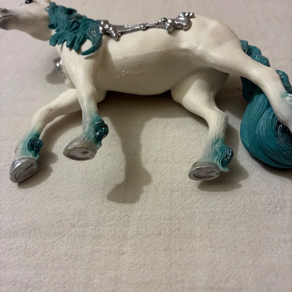 Schleich Bayala Fantasy Horse Figurine White‎ Teal Silver Glitter 2015 70511